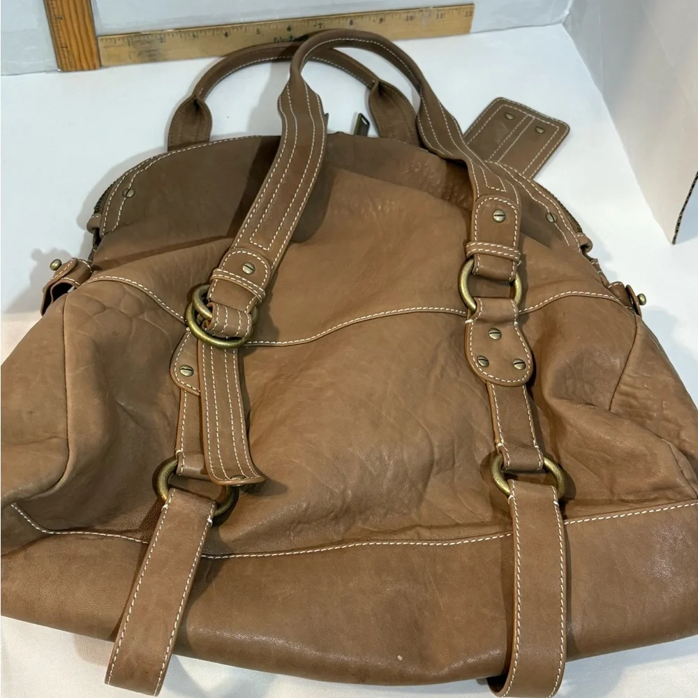 Cynthia Rowley women’s‎ large butter soft leather handbag tan w/pockets